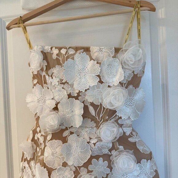 Bronx and Banco White Floral Mini Dress - Picture 10 of 16